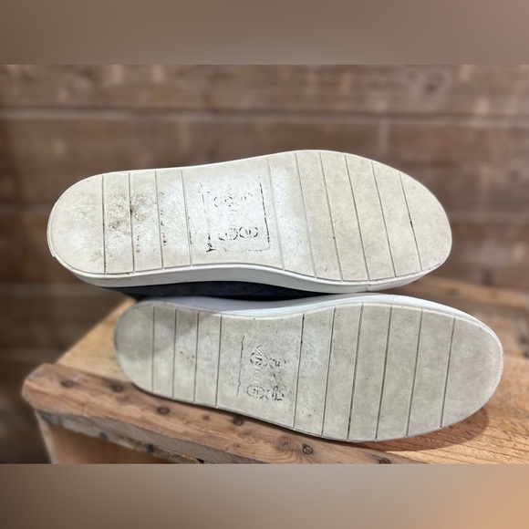 Vince Coleman Suede Sock Ankle Slip-On Chelsea Boot Gray/White Size 7.5 - Picture 7 of 9